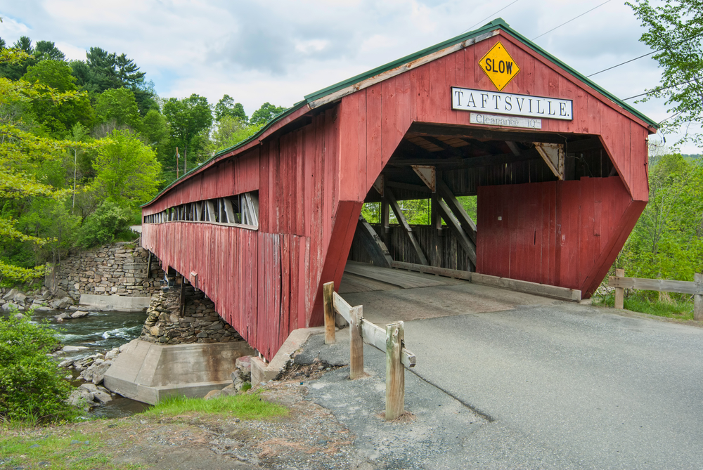 The 9 Prettiest Covered Bridges in Vermont